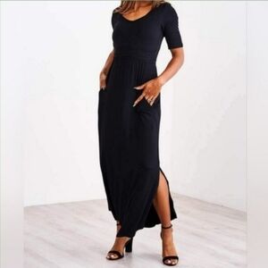Latched Mama Starlet Maxi dress in black, sz xs